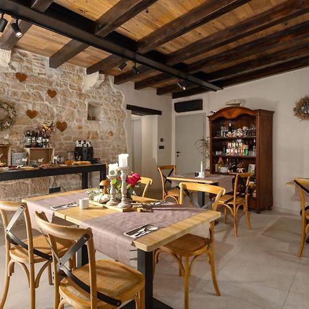 Della Croce Bed&Breakfast Svetvinčenat Exteriör bild
