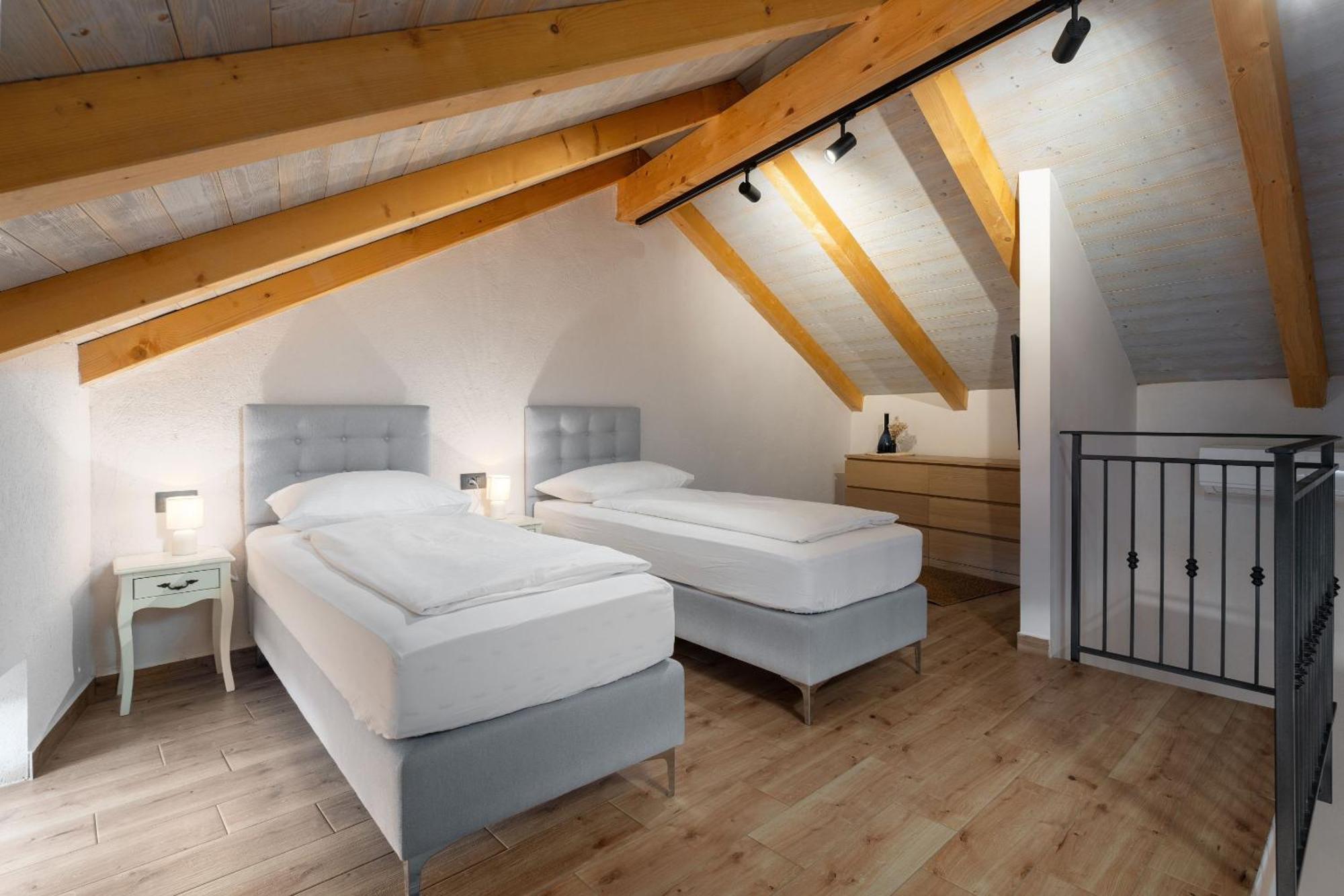 Della Croce Bed&Breakfast Svetvinčenat Exteriör bild
